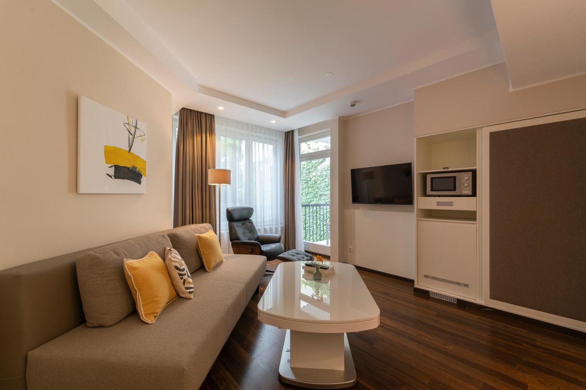 Pakat Residences Vienna Exterior photo